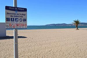 133- Frejus plage